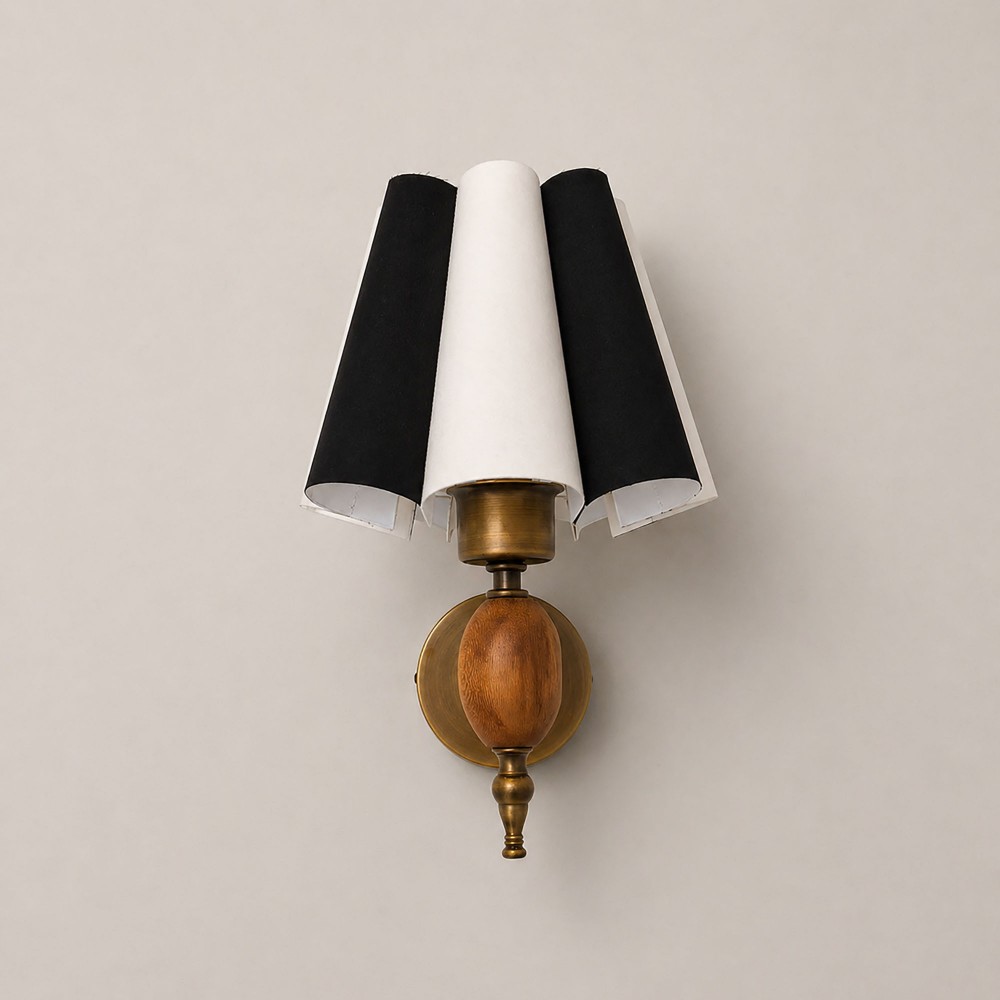 Gatsby Vintage Gold Duvar Apliği – Art Deco Başlıklı Gatsby Vintage Gold duvar apliği – Art Deco başlıklı dekoratif aplik