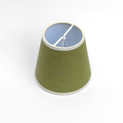 Linea Koleksiyonu – El Yapımı Yeşil Kumaş Krem Biyeli Aplik Şapkası, 14 cm